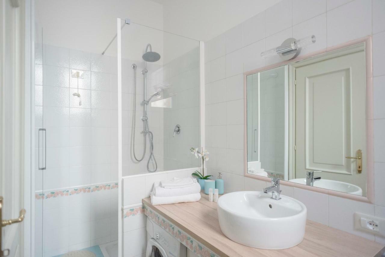 New Loft In The Heart Of Bologna 2 Apartment Ngoại thất bức ảnh