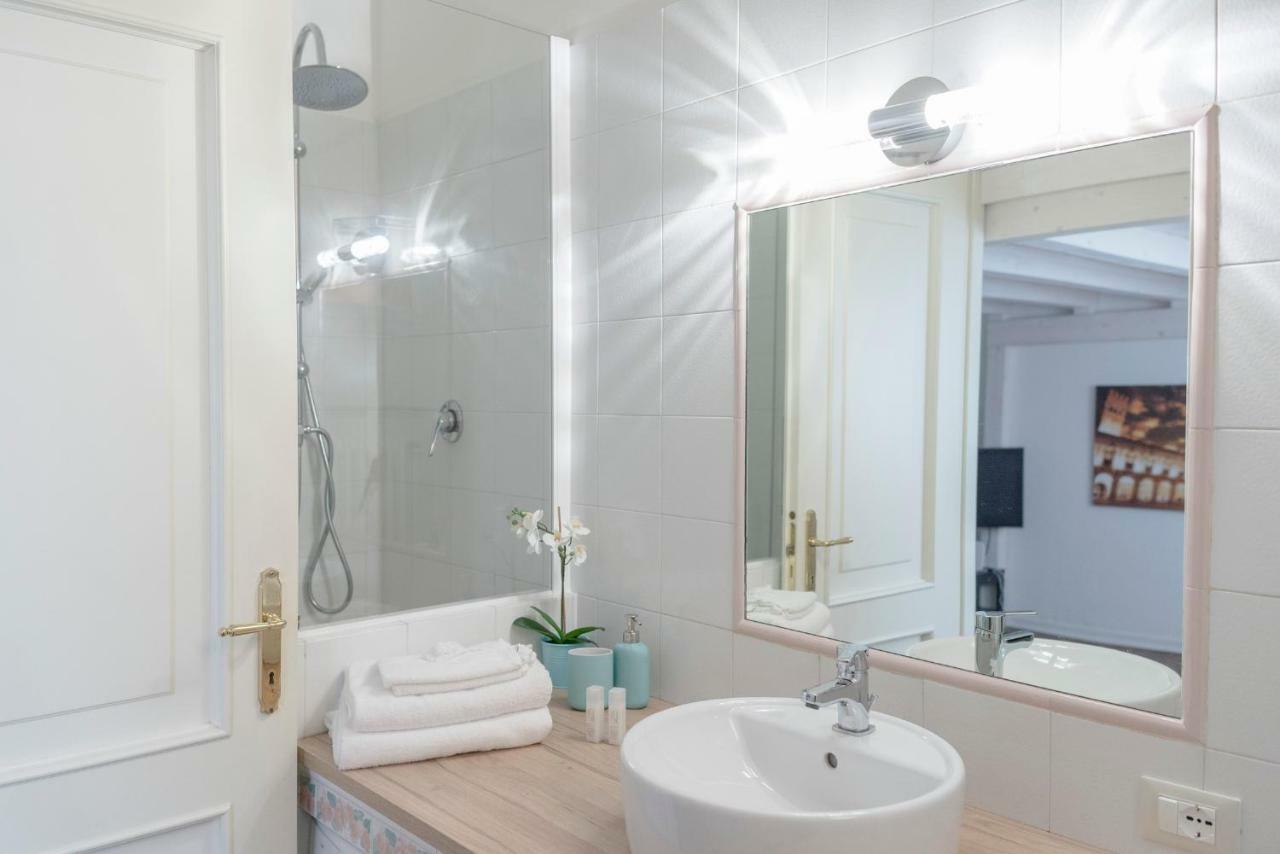 New Loft In The Heart Of Bologna 2 Apartment Ngoại thất bức ảnh